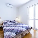 Apartment Tija Two Bedroom Apartment With Balcony And Partial Sea View